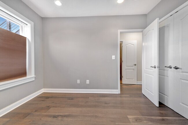 Photo - 447 Ridge St NW Unidad 1