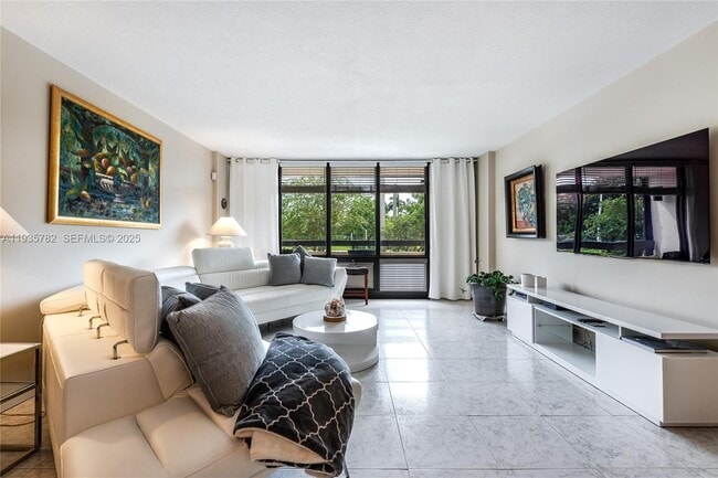 Building Photo - 1401 S Federal Hwy Unit 122