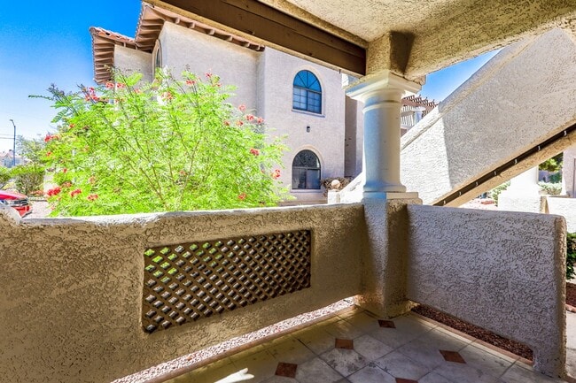 Photo - Great 1st Floor 2 Bed Condo Unidad B