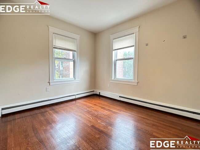 Photo - 19 Claymoss Rd Unit 3