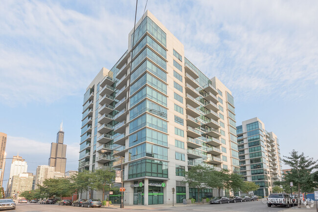 Building Photo - 125 S Green St Unit 605A Rental
