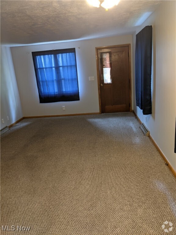 Building Photo - 72100 Sharon Rd Unit B Rental