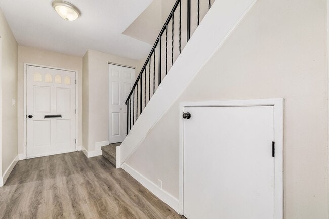 Photo - LVCC 3 BD 2.5 Ba Townhouse overlooking the golf course!  RECENTLY REFURBISHED with Beautiful upgr...