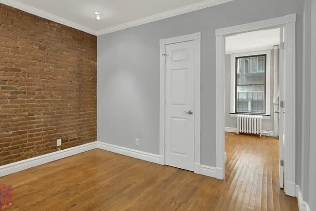 219 E 23rd St Unit 11