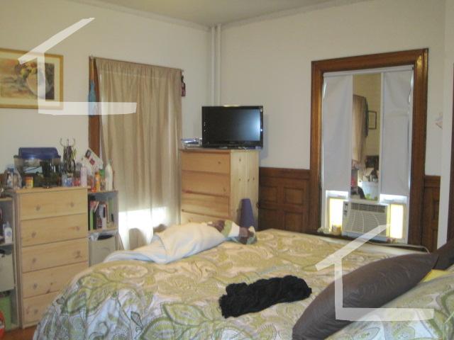 Photo - 77 Thorndike St Unit 1