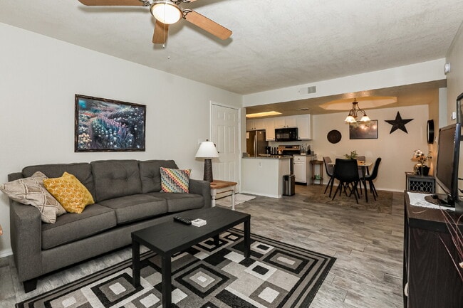 Building Photo - "Cozy & Fully Furnished 1-Bedroom Retreat in Mesa – Your Perfect Home Oasis!" Unit 160