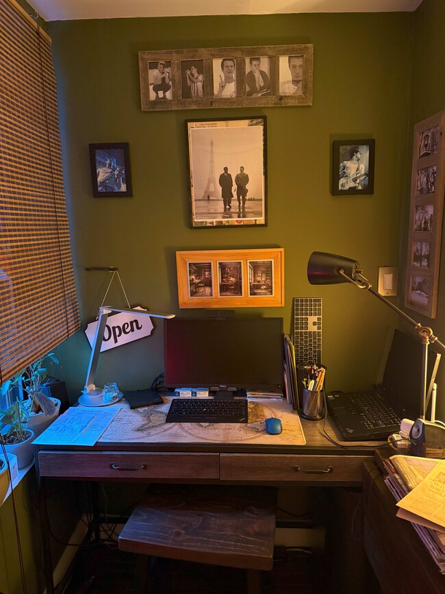 Photo - 102 Saint Mark's Place