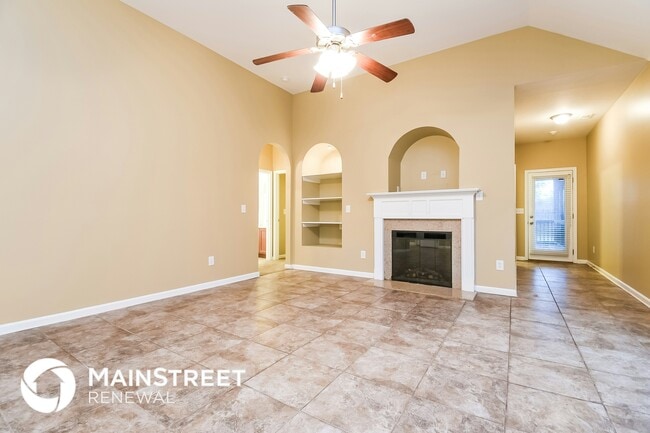 Photo - 4758 Rosser Loop Dr