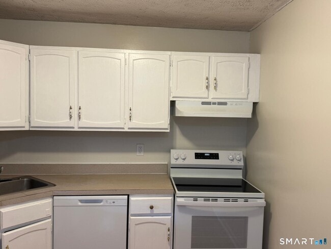 Photo - 1274 E Main St Unit D12