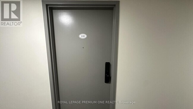 Photo - 50 Herrick Ave Unité 220