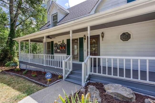 Photo - 512 Fieldwood Dr NW