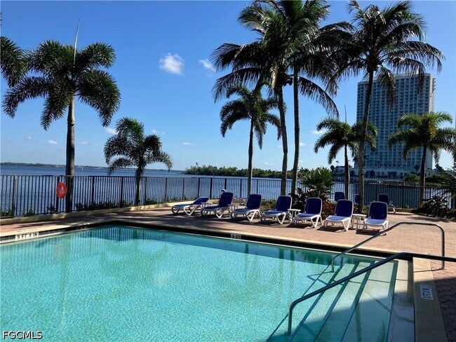 2797 First St Unit 804