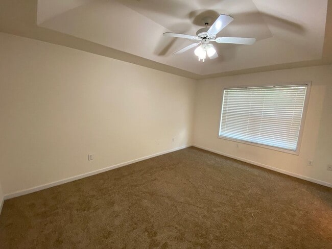 Photo - PRE-LEASING FOR AUGUST 2026!