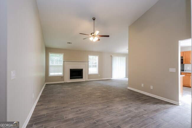 Photo - 65 Burdell Dr