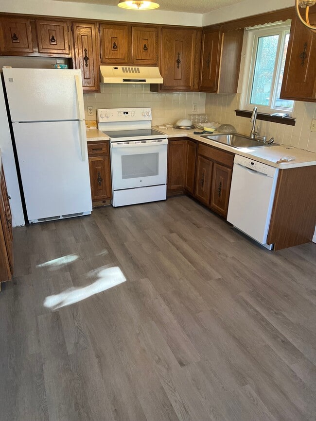 Photo - 308 Frontier Ave Unit 3