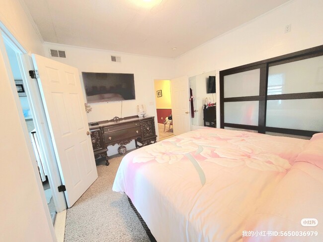 Bedroom - 101 E Black Horse Pike House