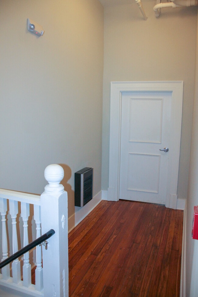 Photo - 596 Cherry St Unidad 202