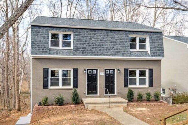 Building Photo - 253 Stribling Ave Unit D Rental