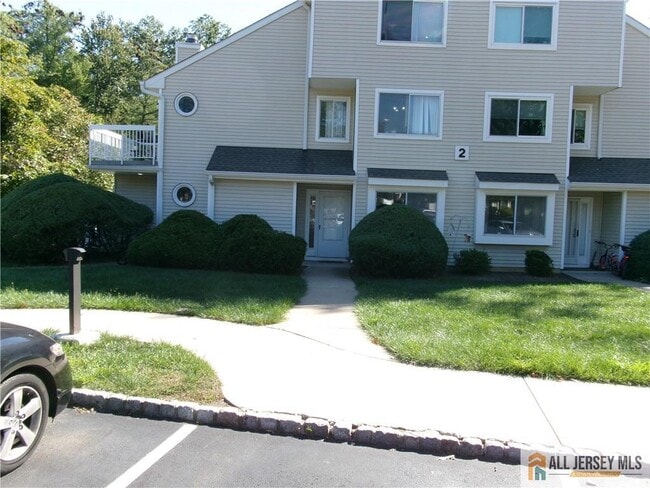 Building Photo - 23 Deerberry Ln