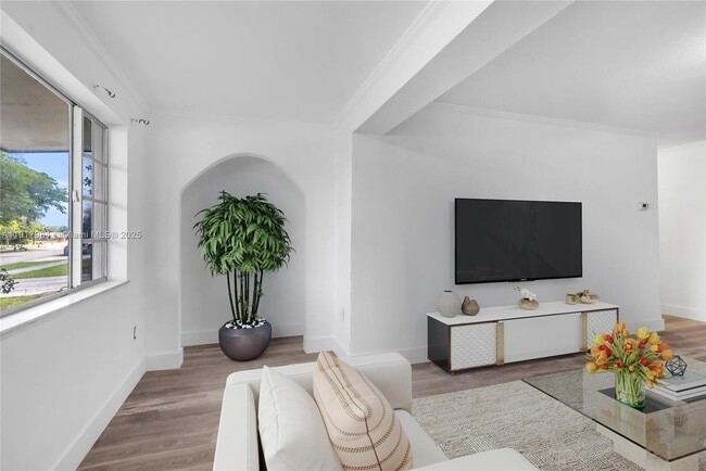 Photo - 3120 SW 37th Ave