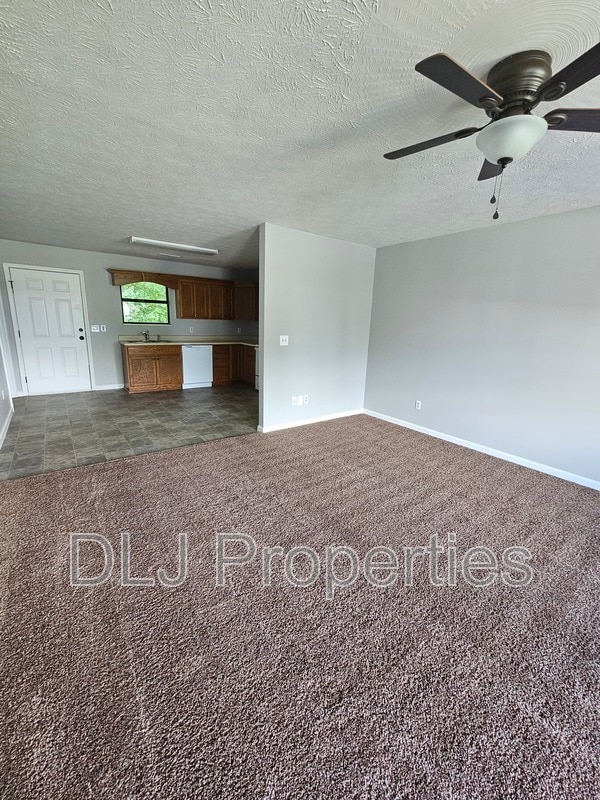 Photo - 2149 McCleary Rd Unit Apt #4