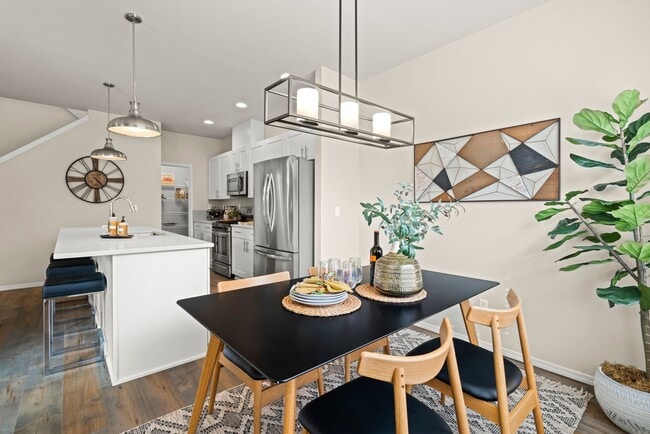 Photo - Pet Friendly Townhome with Leasing Special!