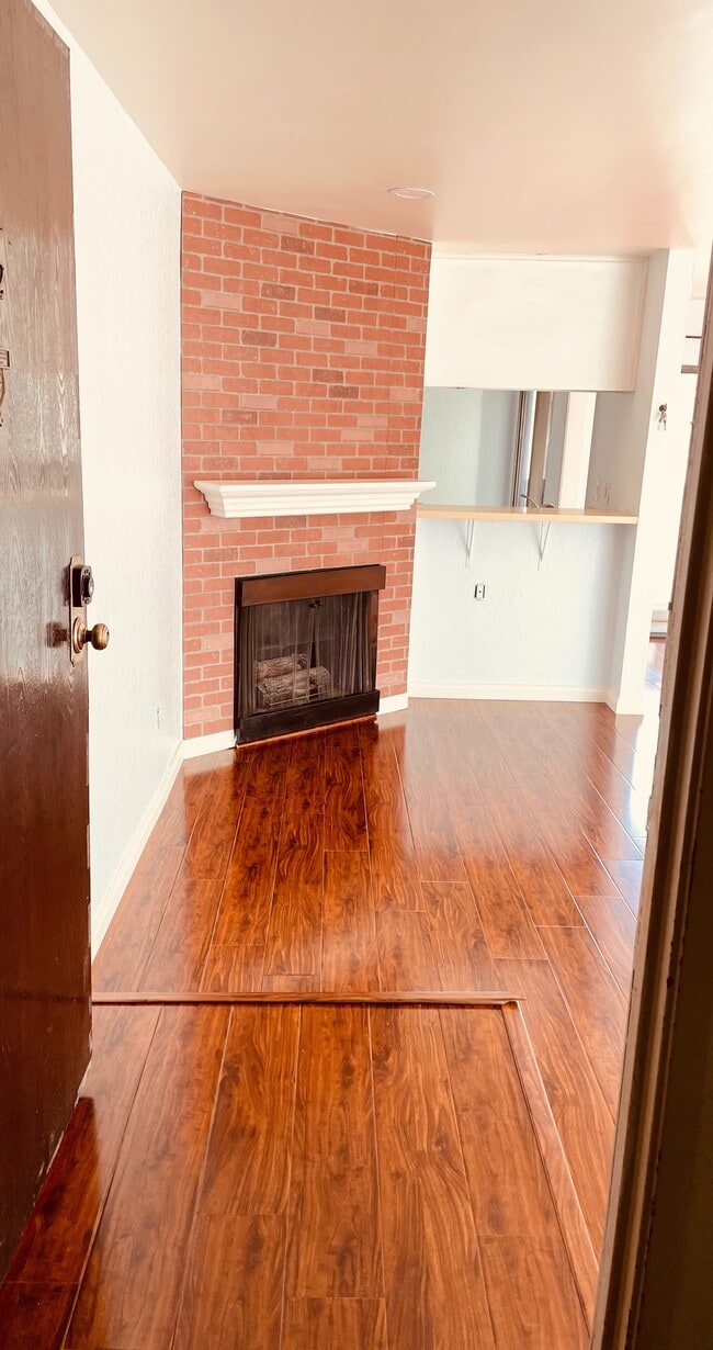 Photo - 515 N Jackson St Unidad 112