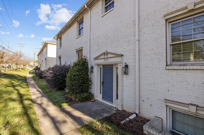 Photo - 4915 Park Rd