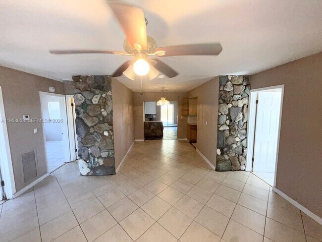 Photo - 341 NE 25th Ct