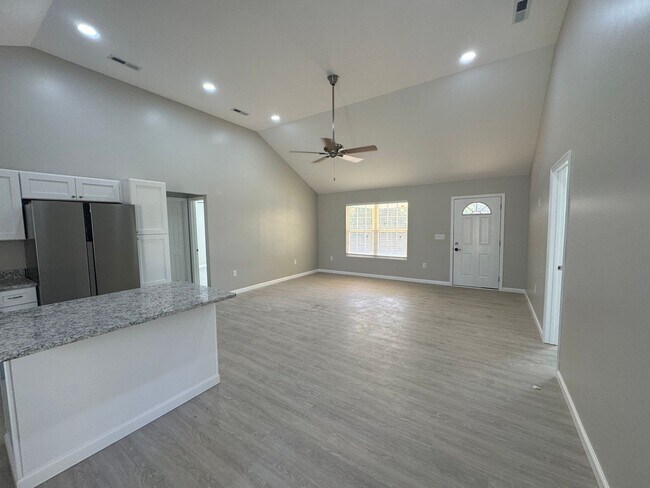 Photo - Modern 2025 New Construction