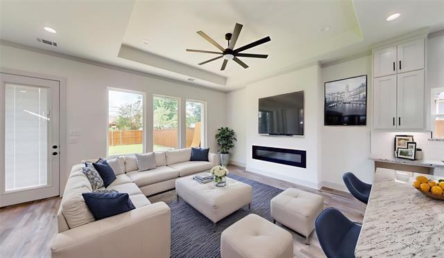 Photo - 7215 Thurston Dr
