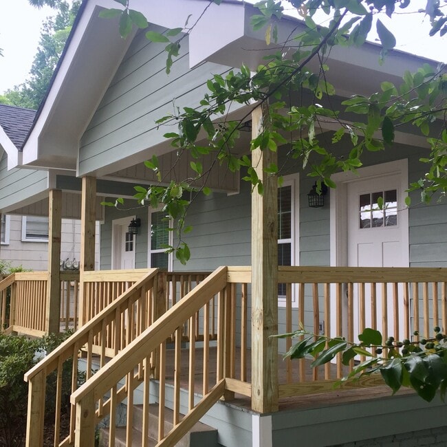 Photo - 1709 Oxmoor Rd