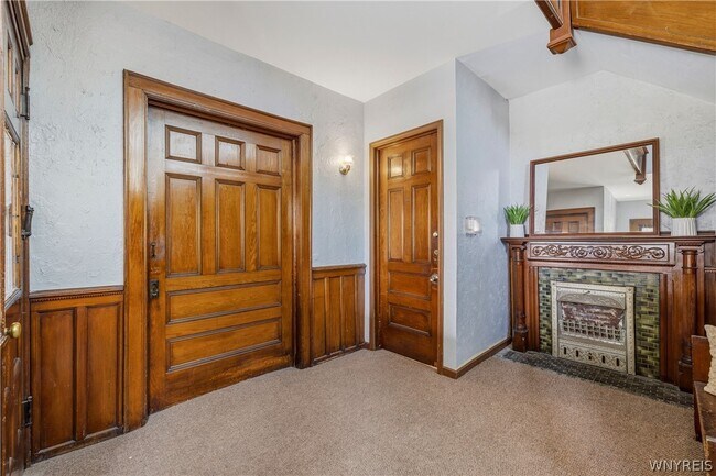 Photo - 182 Lancaster Ave