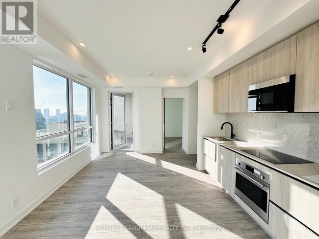Photo - 108 Peter St Unit 2106