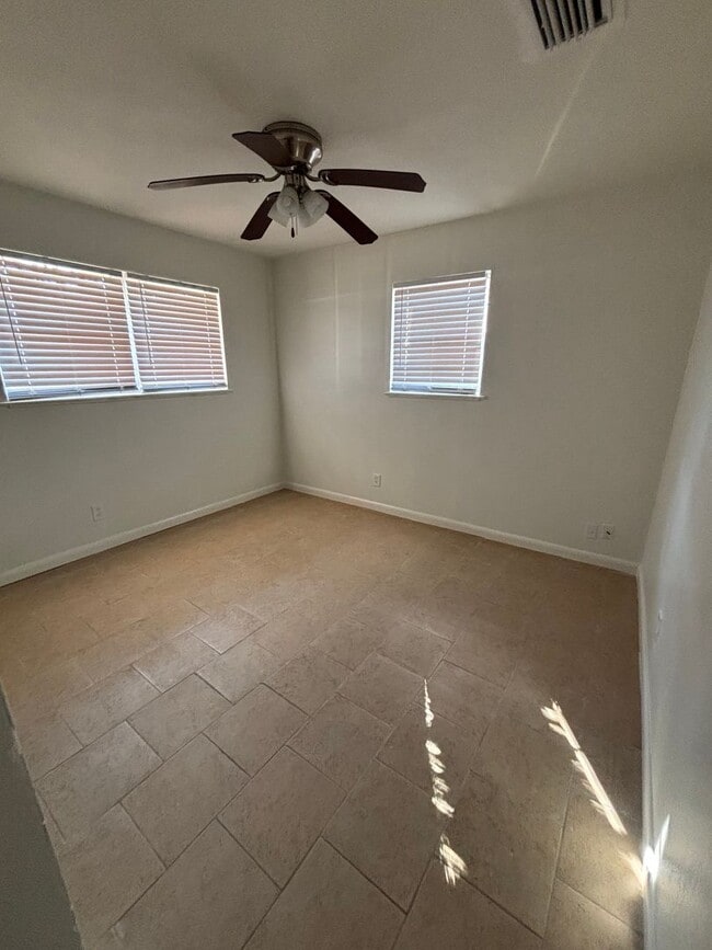 Photo - Southern Hills