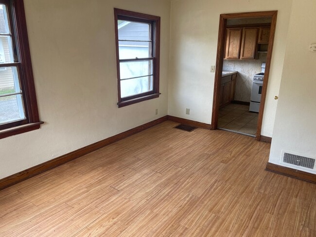 Photo - 401 S Oakland Ave