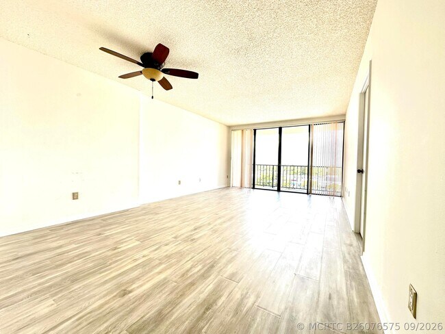 Photo - 1470 NE 123rd St Unit A1010