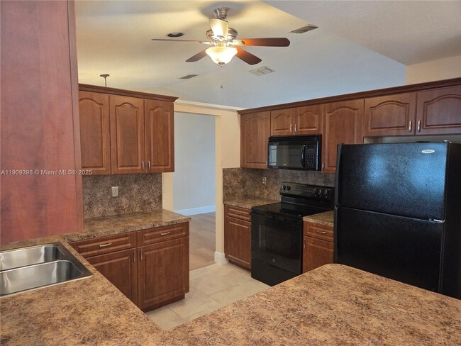 Photo - 9804 NW 43rd St