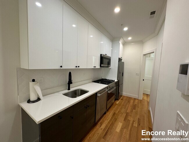 Photo - 18 Grove St Unidad 4