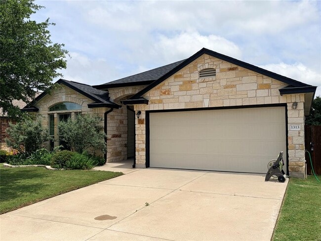 Building Photo - 1313 Fawn Lily Dr