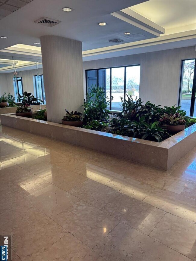 Photo - 200 Winston Dr Unidad 3018