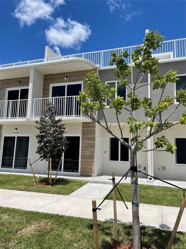 Photo - 25806 SW 144th Ct