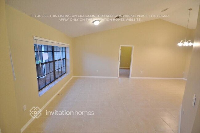 Photo - 2442 Sweetwater Blvd
