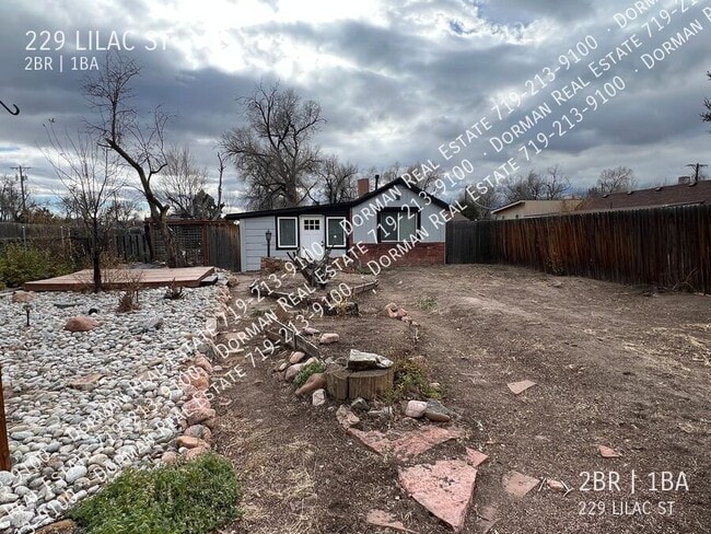 Photo - 229 Lilac St