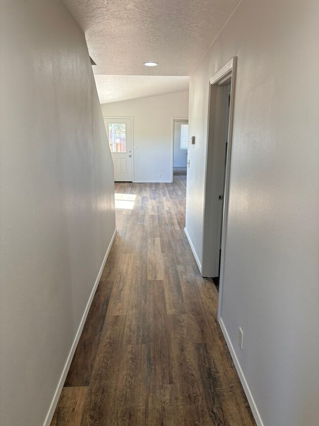 Photo - 16697 Shaw Pine Ct