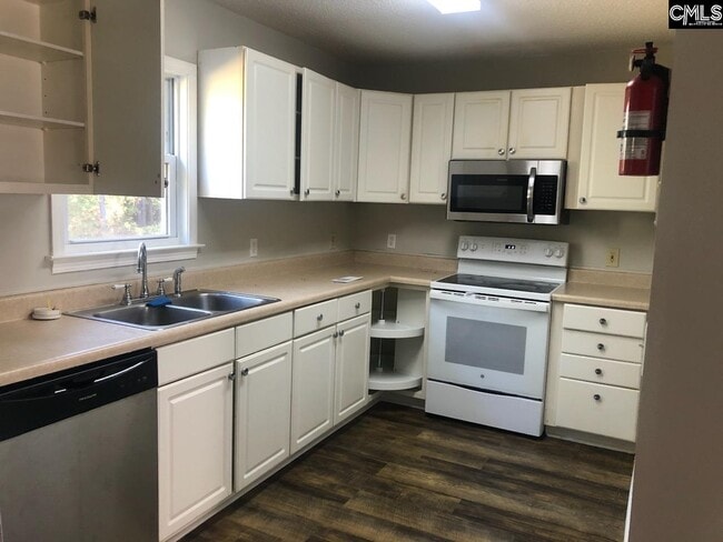 Photo - 2446 Watson St