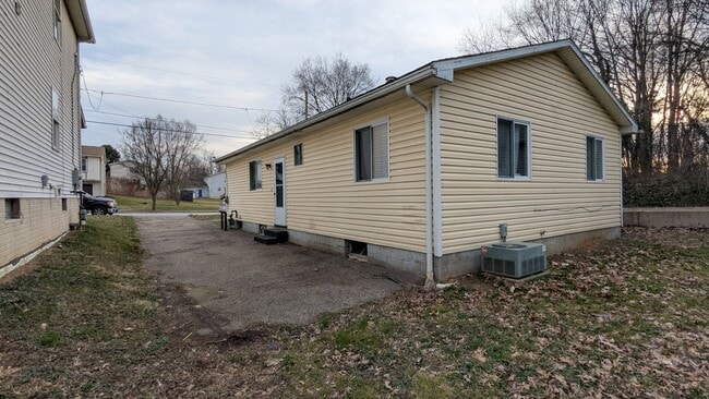 1141 Maryville Ave