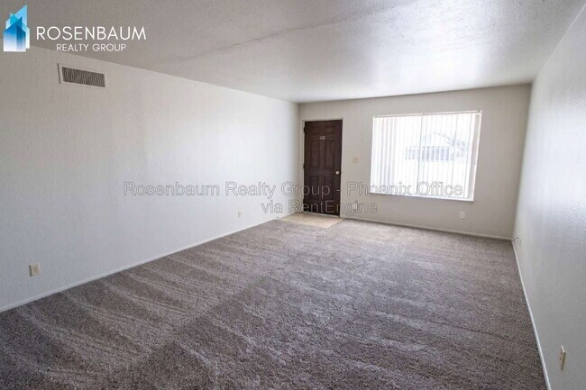 Photo - 1008 N Pueblo Dr