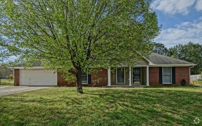 Building Photo - 242 Saddle Rock Ct Rental