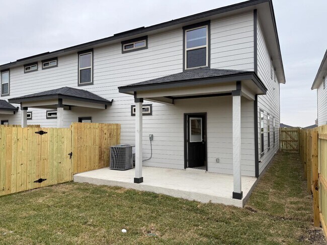 Photo - 8315 V. Pisa